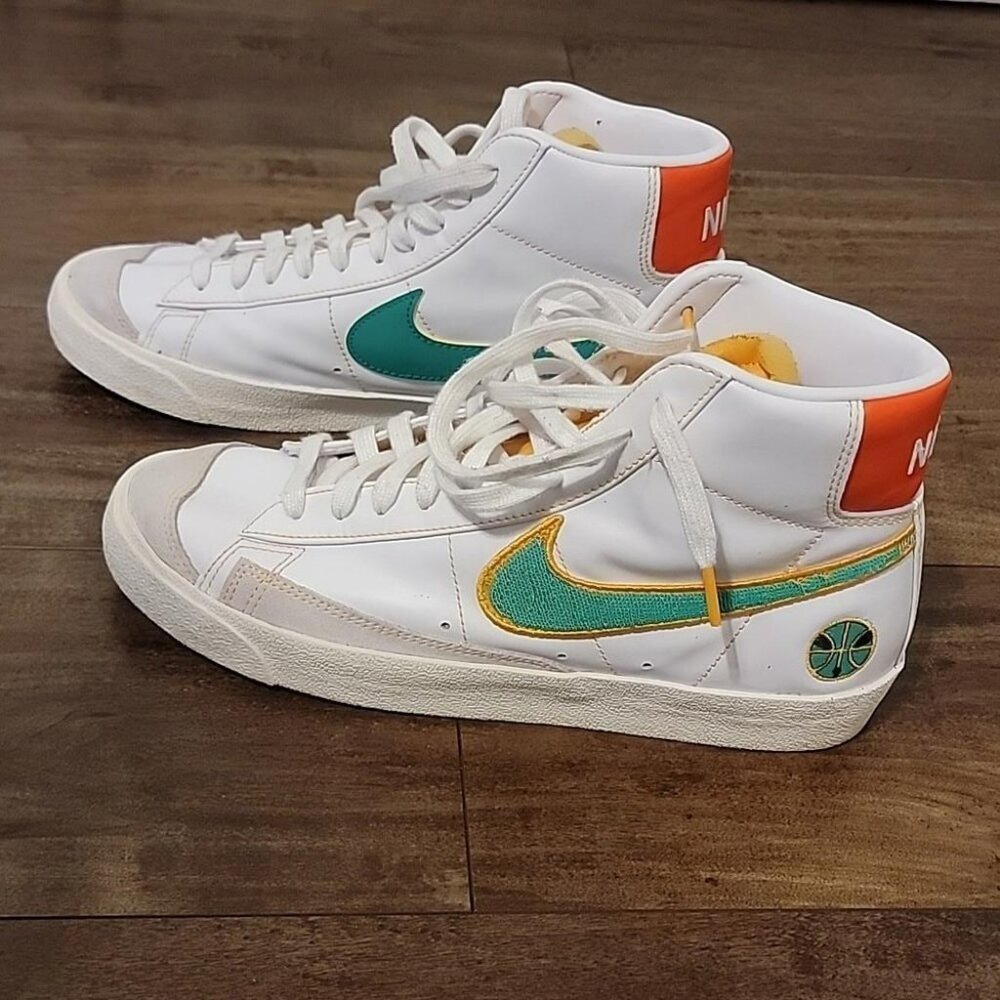 Nike Blazer Mid 77 White Green Yellow Sneakers Size 9